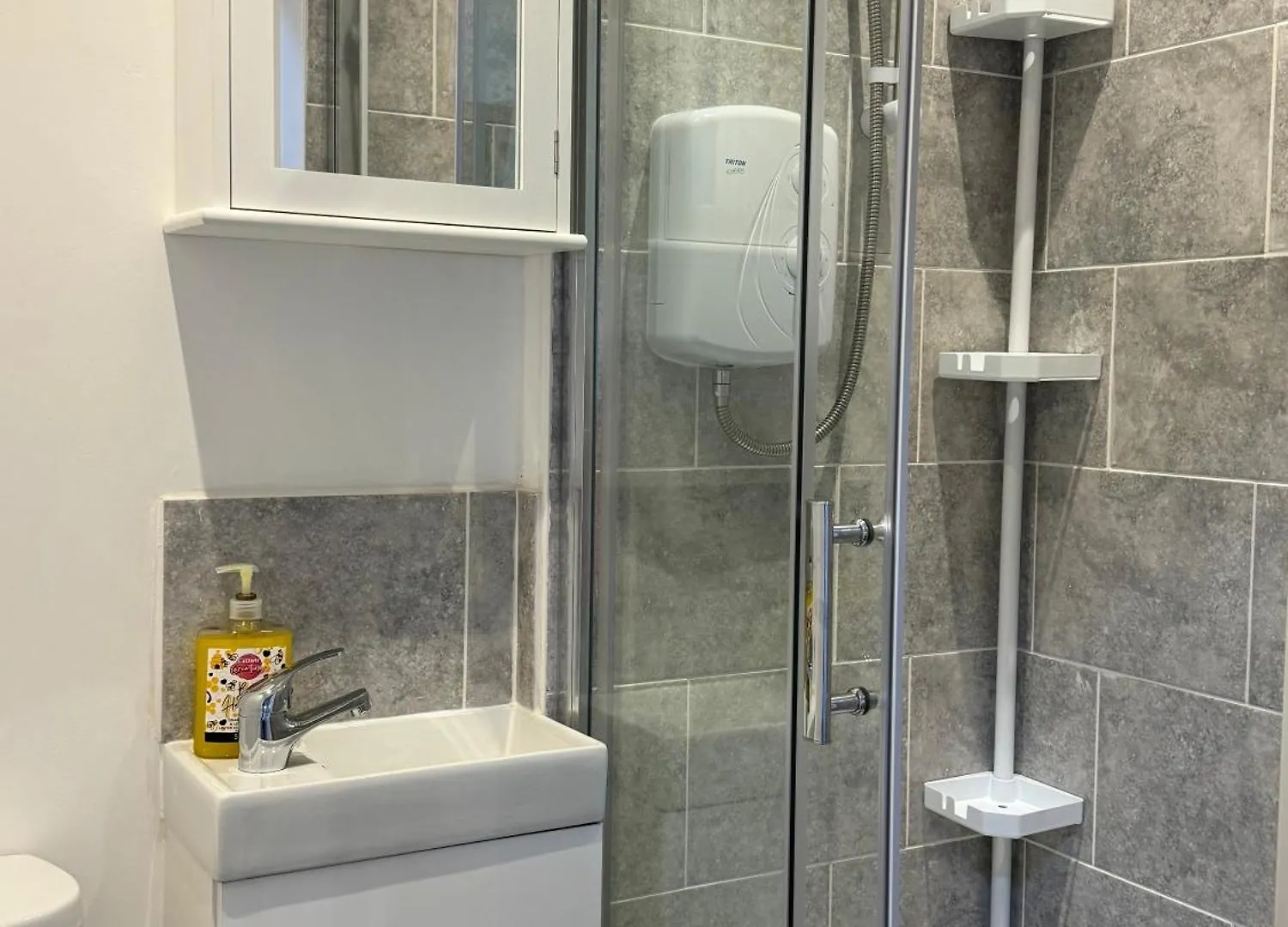 Comfortable Home Away From Home, Town Centre, Free Parking,Multiple Rooms Cheltenham United Kingdom