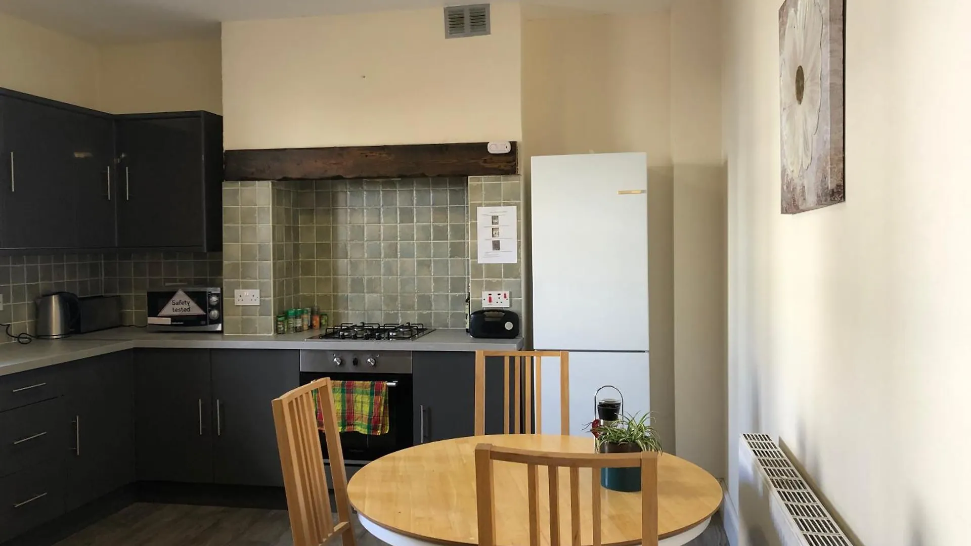 Comfortable Home Away From Home, Town Centre, Free Parking,Multiple Rooms Cheltenham 0*,